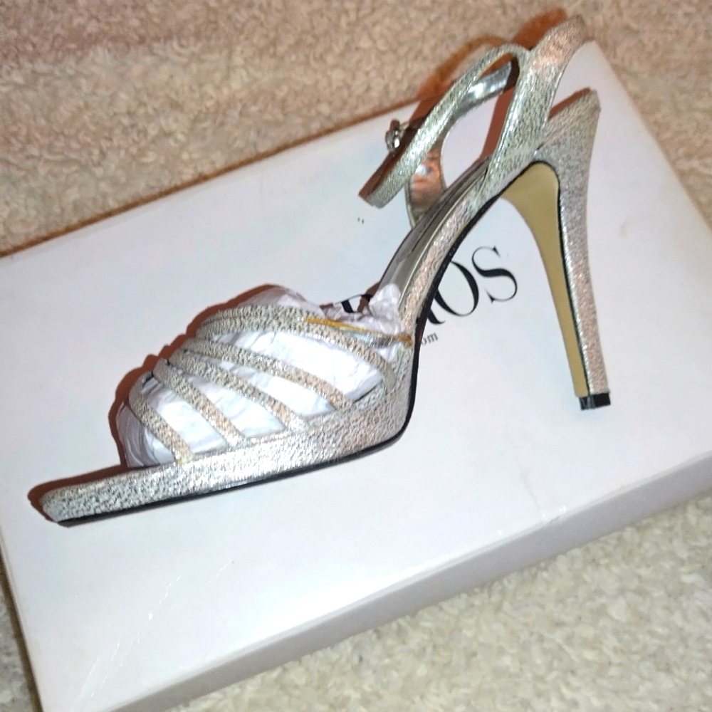 NIB Caparros Silver Heels